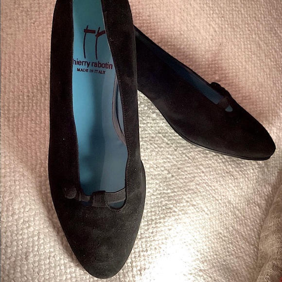 Thierry Rabotin size 37 EU, EUC, suede. Black pumps - Picture 4 of 4